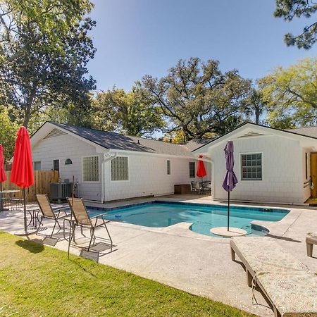 Spacious St Simons Island Vacation Rental With Pool! St. Simons Island Bagian luar foto