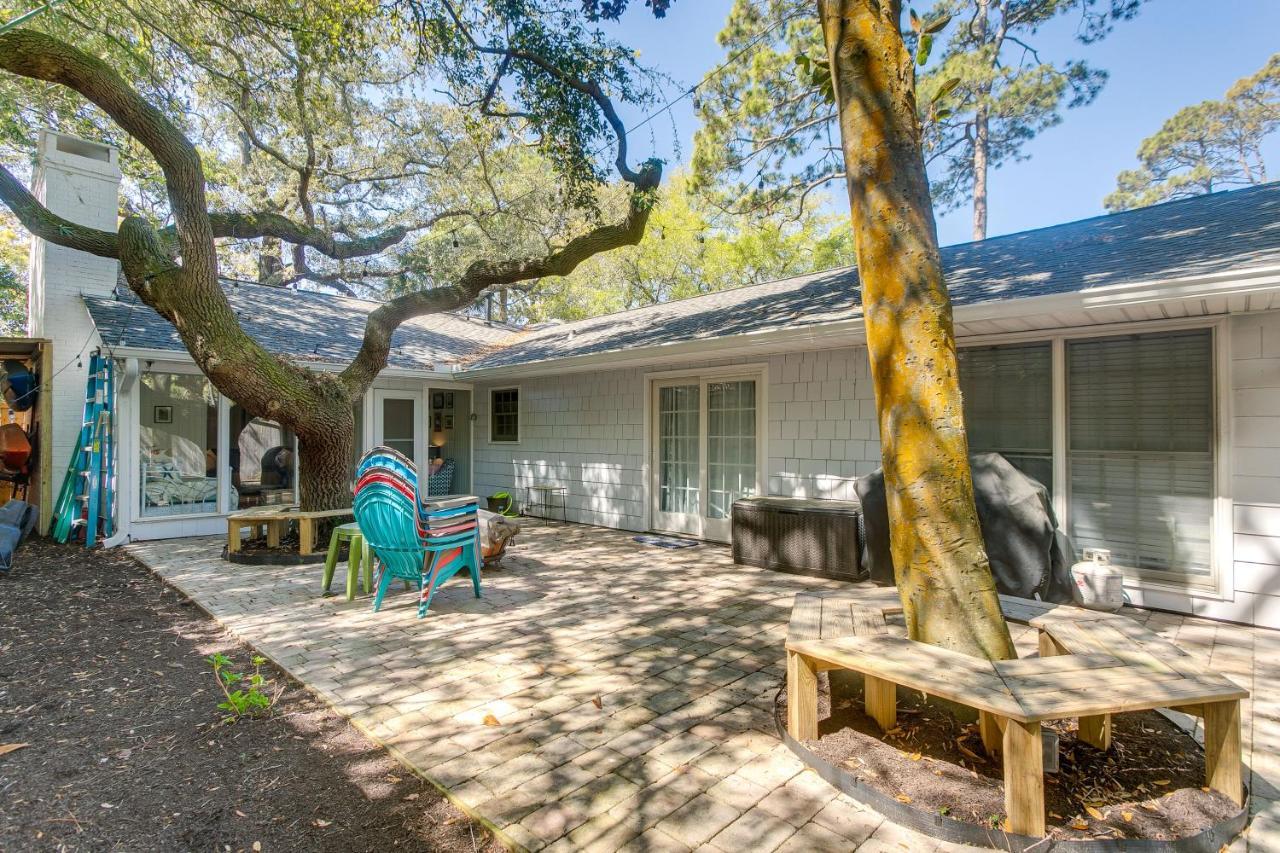 Spacious St Simons Island Vacation Rental With Pool! St. Simons Island Bagian luar foto