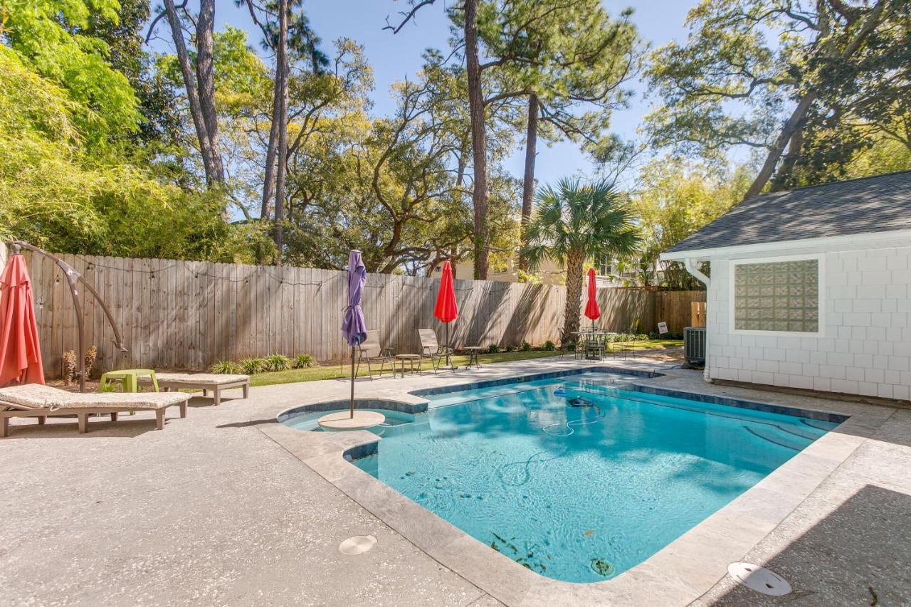 Spacious St Simons Island Vacation Rental With Pool! St. Simons Island Bagian luar foto