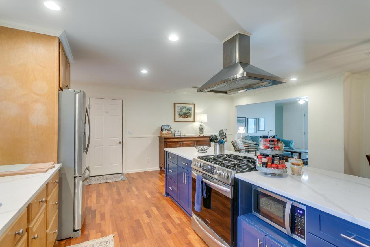 Spacious St Simons Island Vacation Rental With Pool! St. Simons Island Bagian luar foto