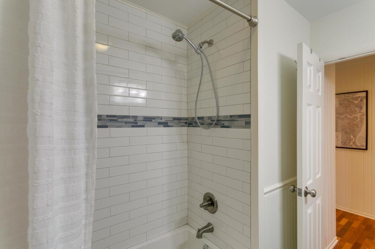 Spacious St Simons Island Vacation Rental With Pool! St. Simons Island Bagian luar foto