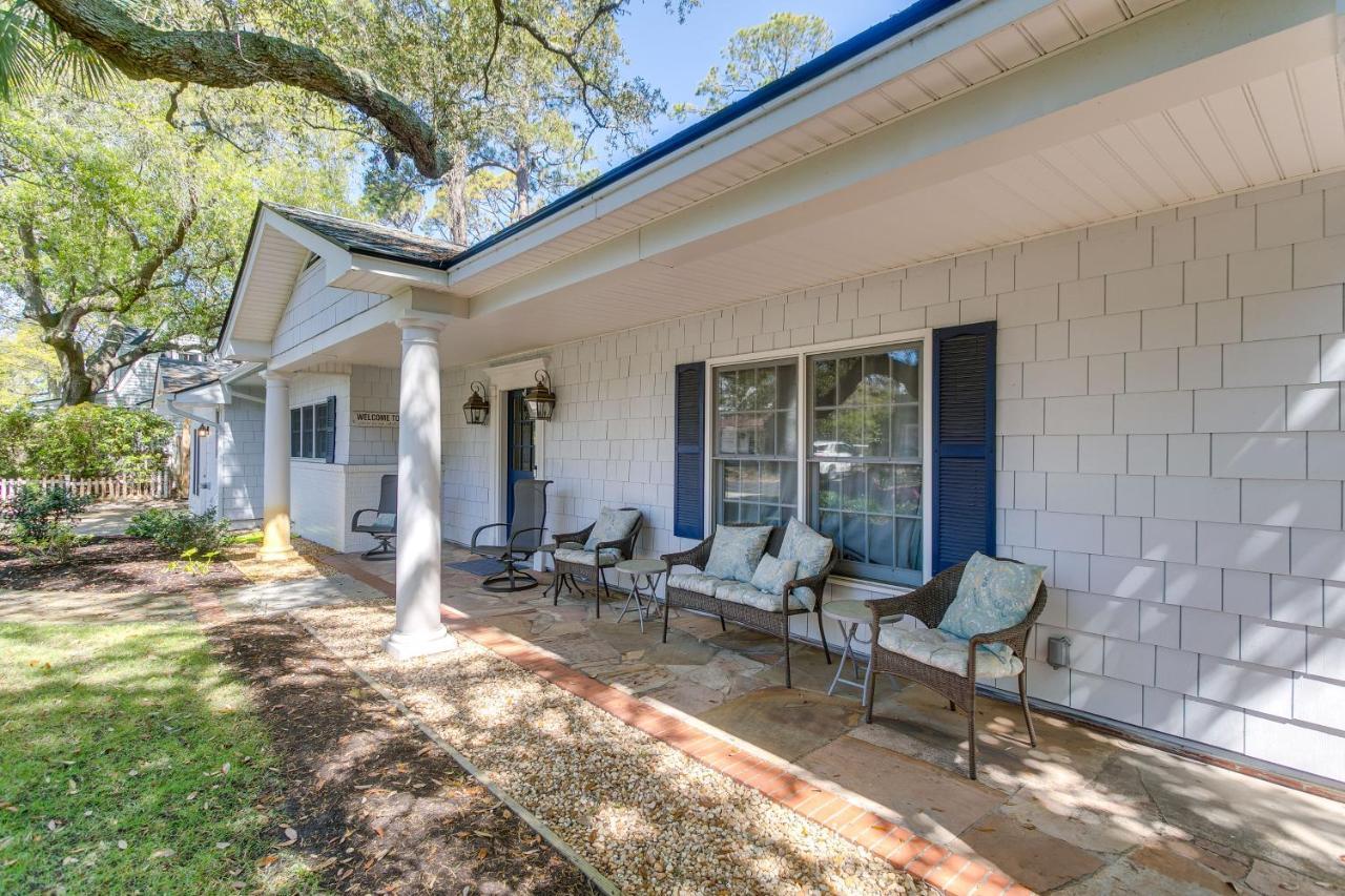 Spacious St Simons Island Vacation Rental With Pool! St. Simons Island Bagian luar foto